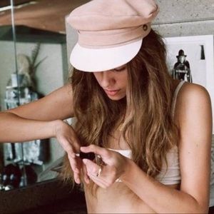 Lack of color Lola pink and white newsletter hat